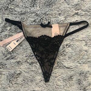 VS Black Lace Thong XS